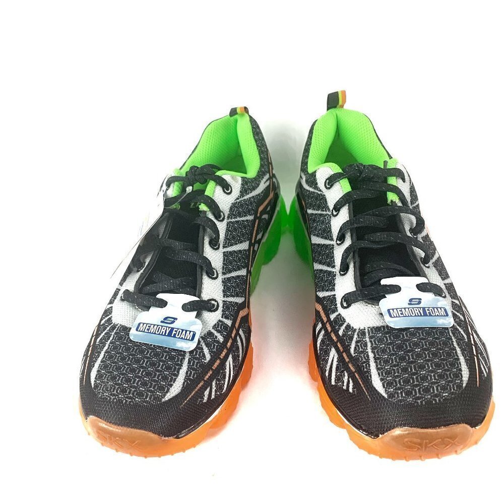 NWT Skechers Women Shoes Size 5